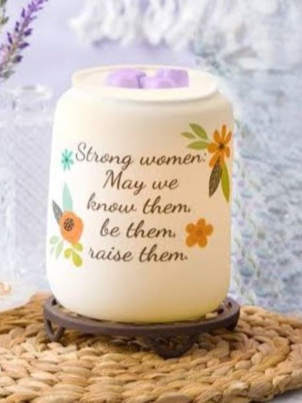 "With Strength" Scentsy NIB, Retired Model Number 74835 Frosted White